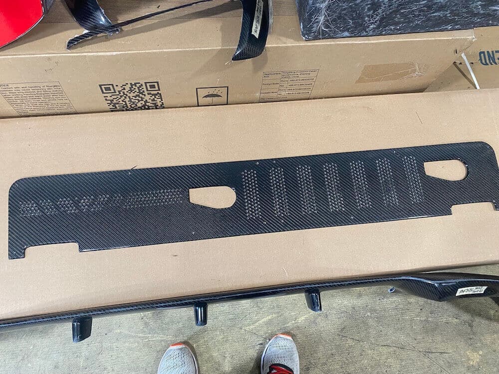 Overlay: Jeep Wrangler Wiper Cowl Cover
