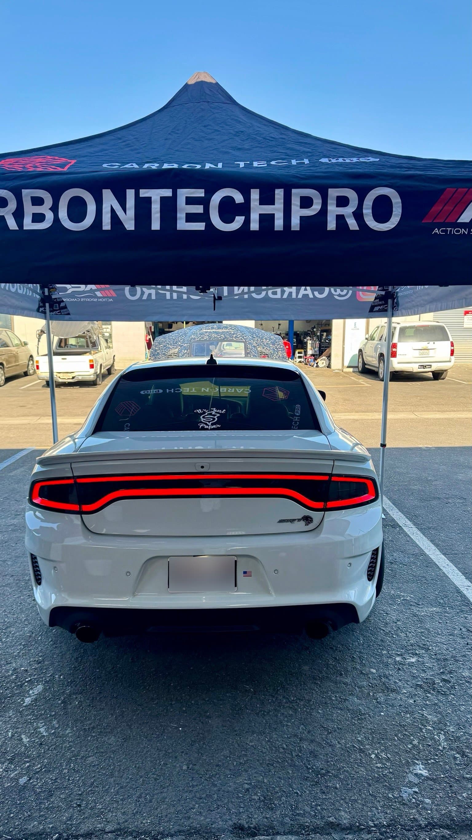 White Dodge Charger SRT Hellcat Widebody