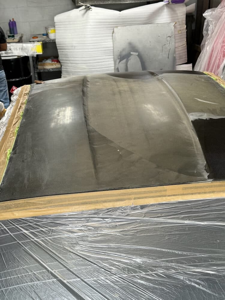 BEFORE: Repair: BMW F13 M6 Roof